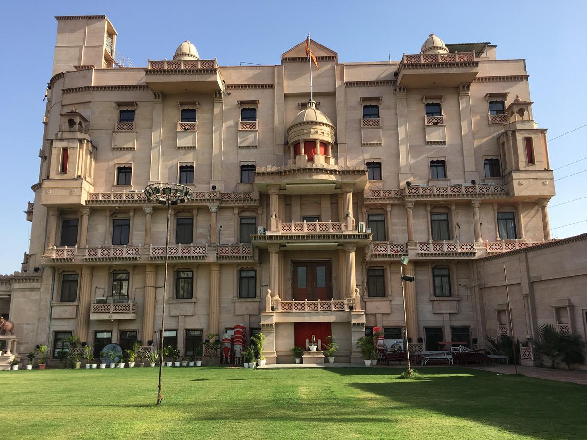 Kailash Presidency Hotell Bhopal Eksteriør bilde