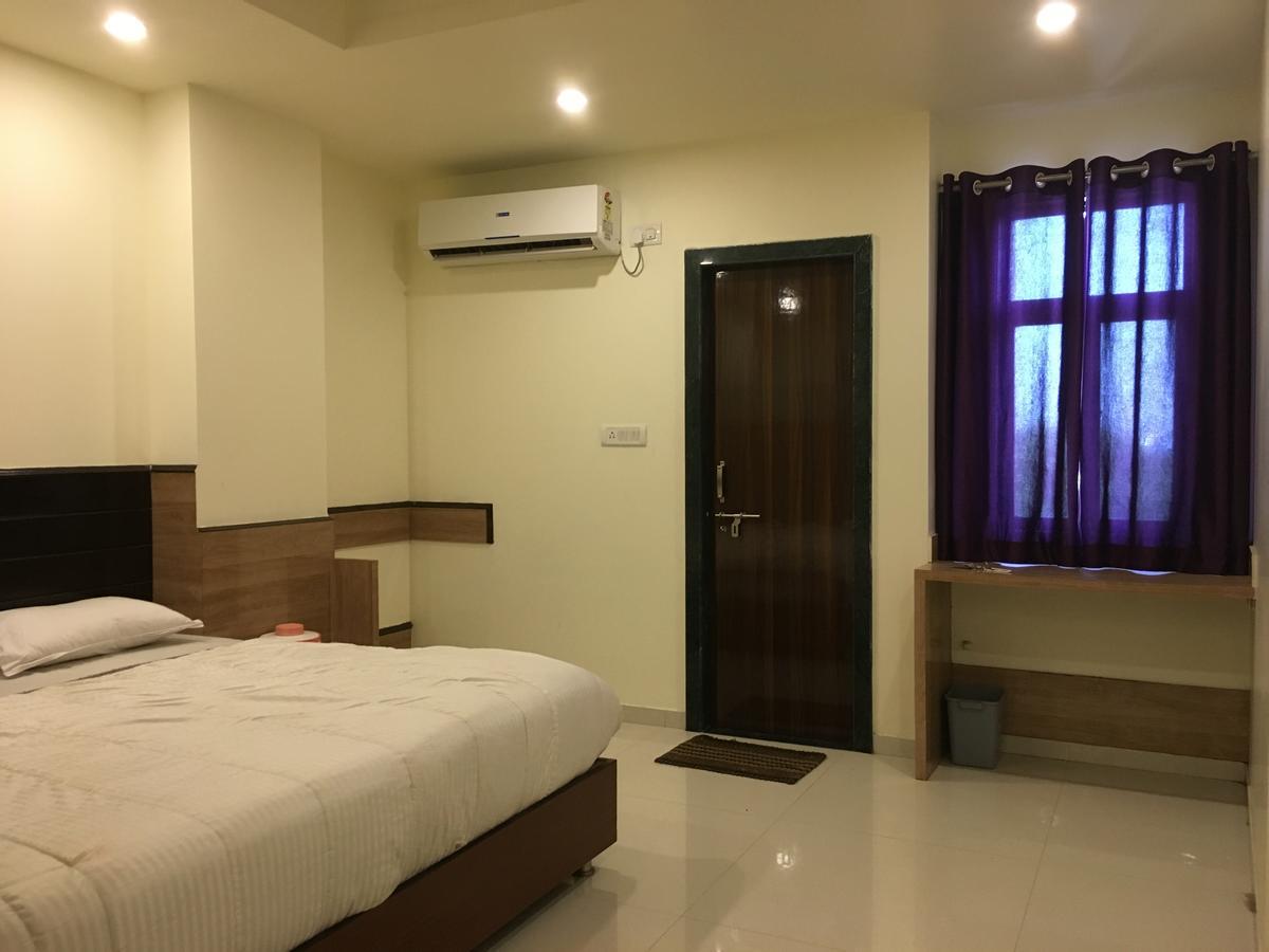 Kailash Presidency Hotell Bhopal Eksteriør bilde