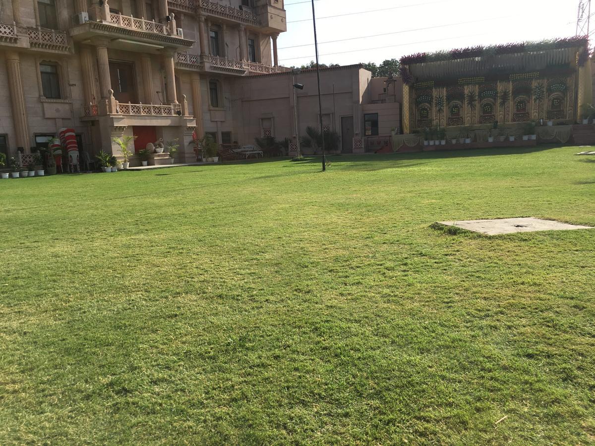 Kailash Presidency Hotell Bhopal Eksteriør bilde