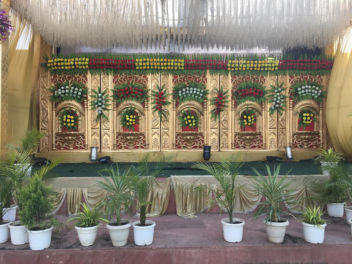 Kailash Presidency Hotell Bhopal Eksteriør bilde