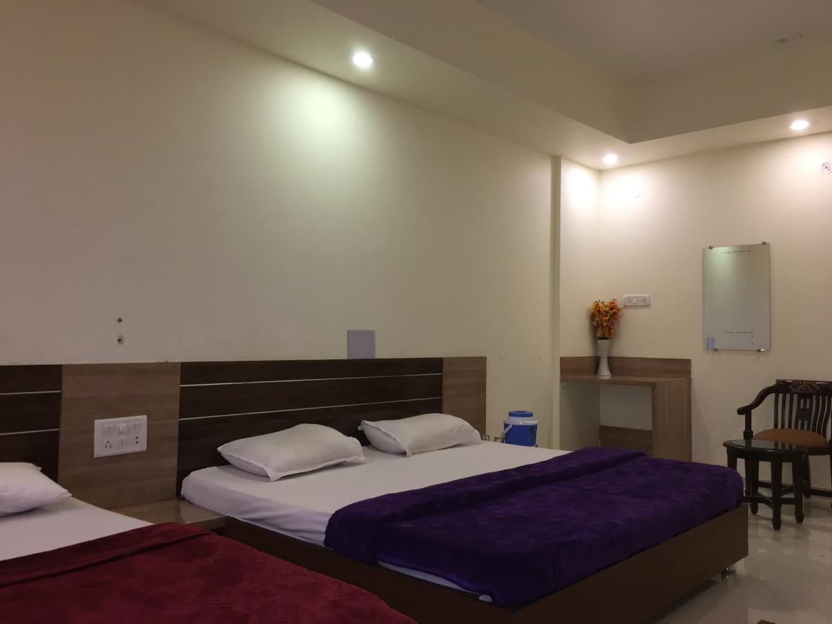 Kailash Presidency Hotell Bhopal Eksteriør bilde